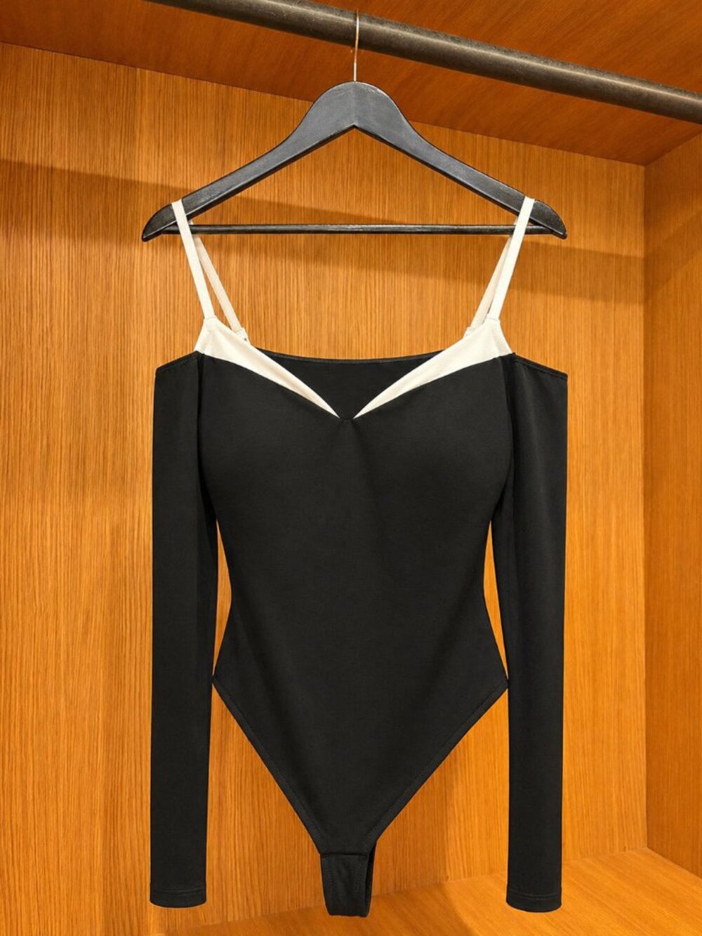 Popilush Shapewear Bodysuit Long Sleeve Cold Shoulder